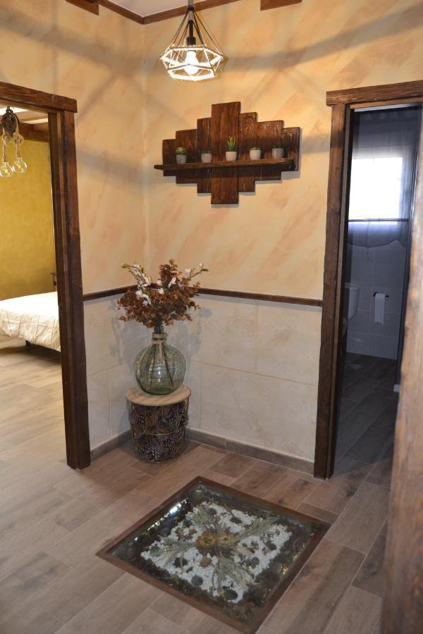 El Capricho De Los Carrascos Juarros de Voltoya Luaran gambar