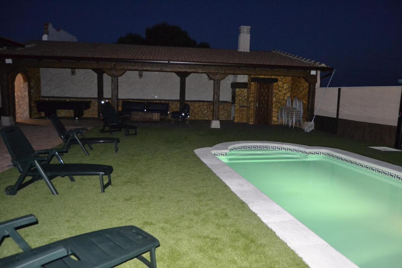 El Capricho De Los Carrascos Juarros de Voltoya Luaran gambar
