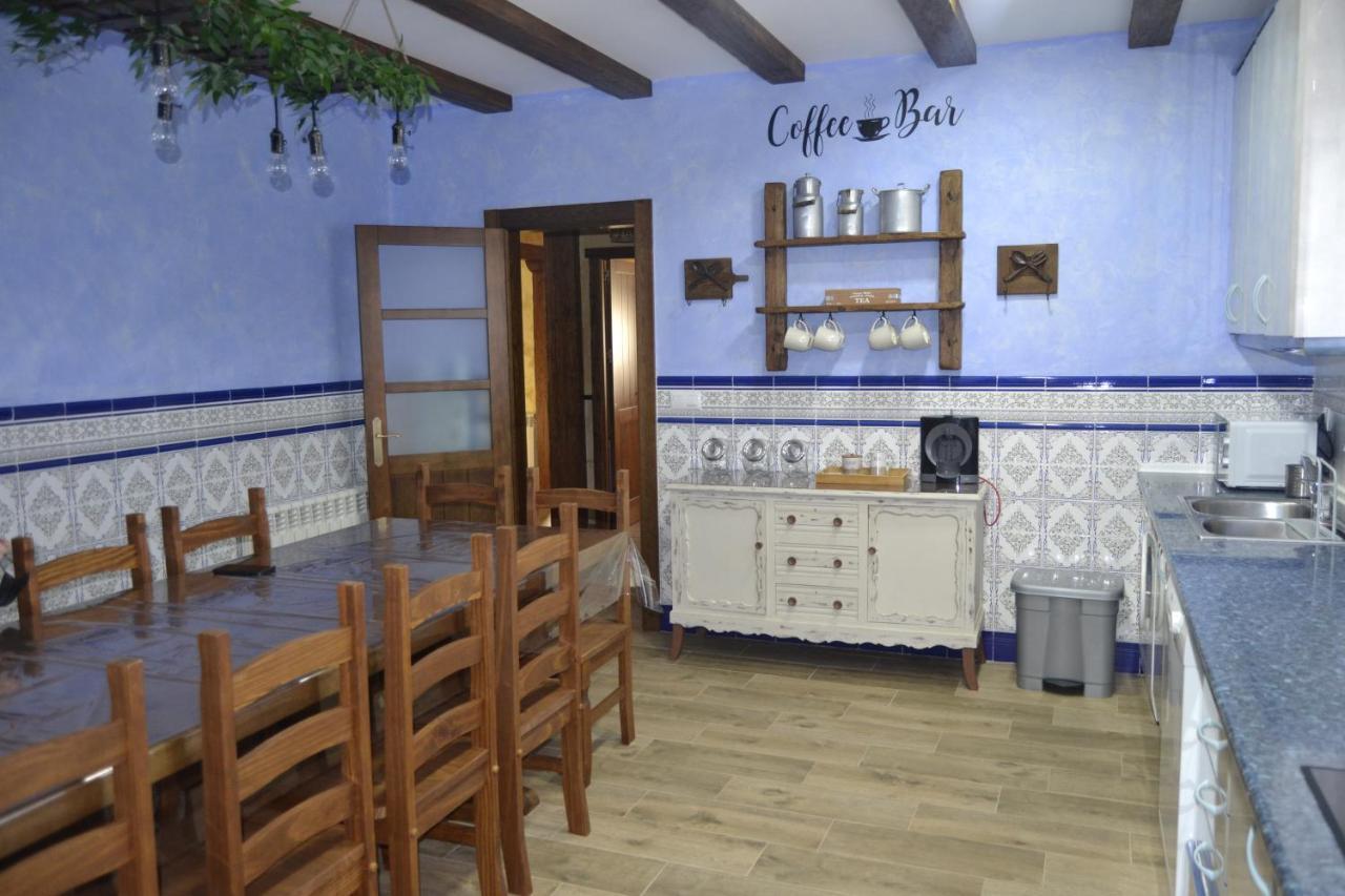 El Capricho De Los Carrascos Juarros de Voltoya Luaran gambar