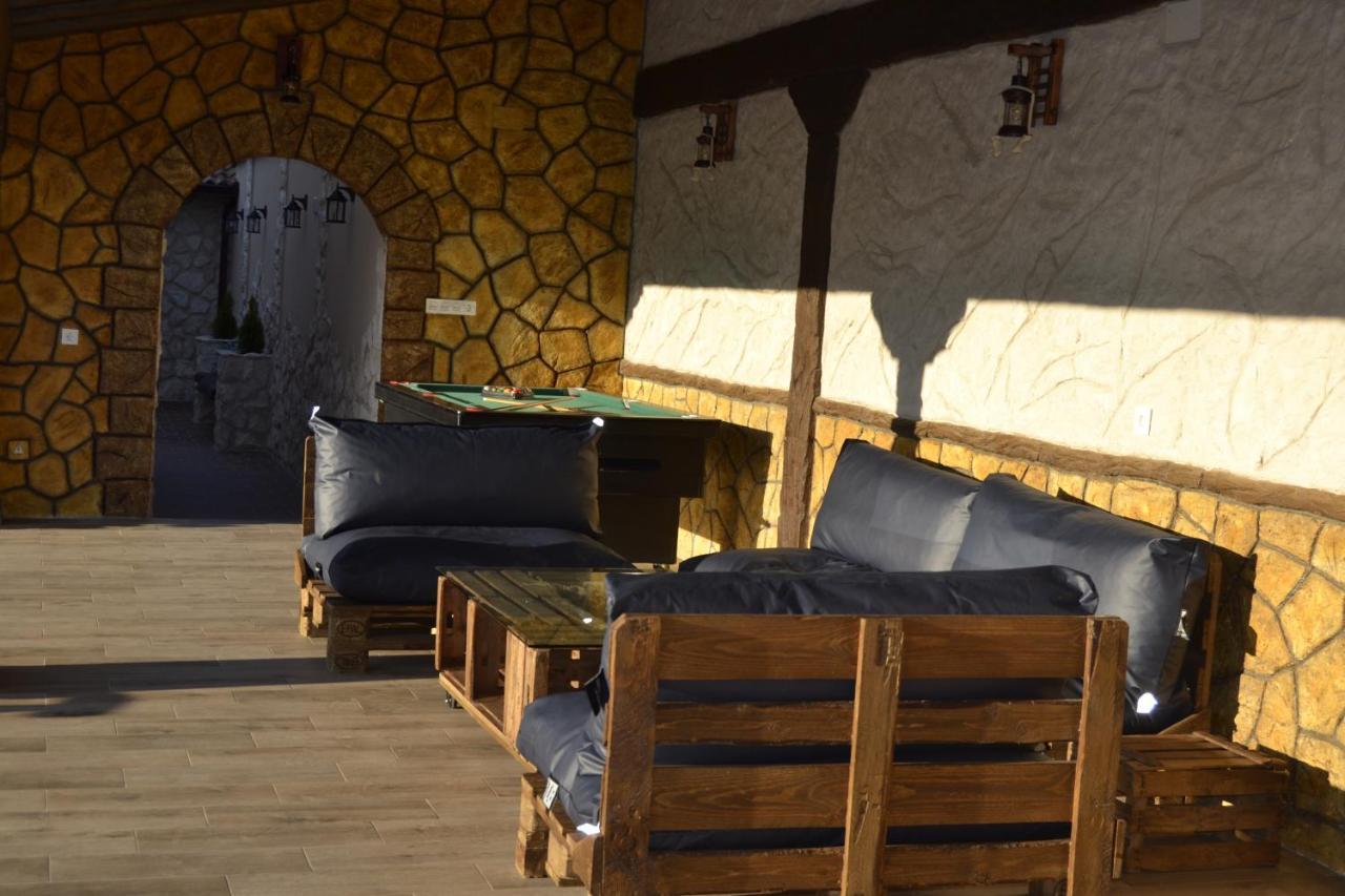 El Capricho De Los Carrascos Juarros de Voltoya Luaran gambar